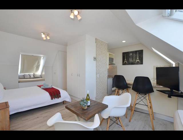 1 BEDROOM APARTMENT FOR SALE IN DOLPHIN BEACH